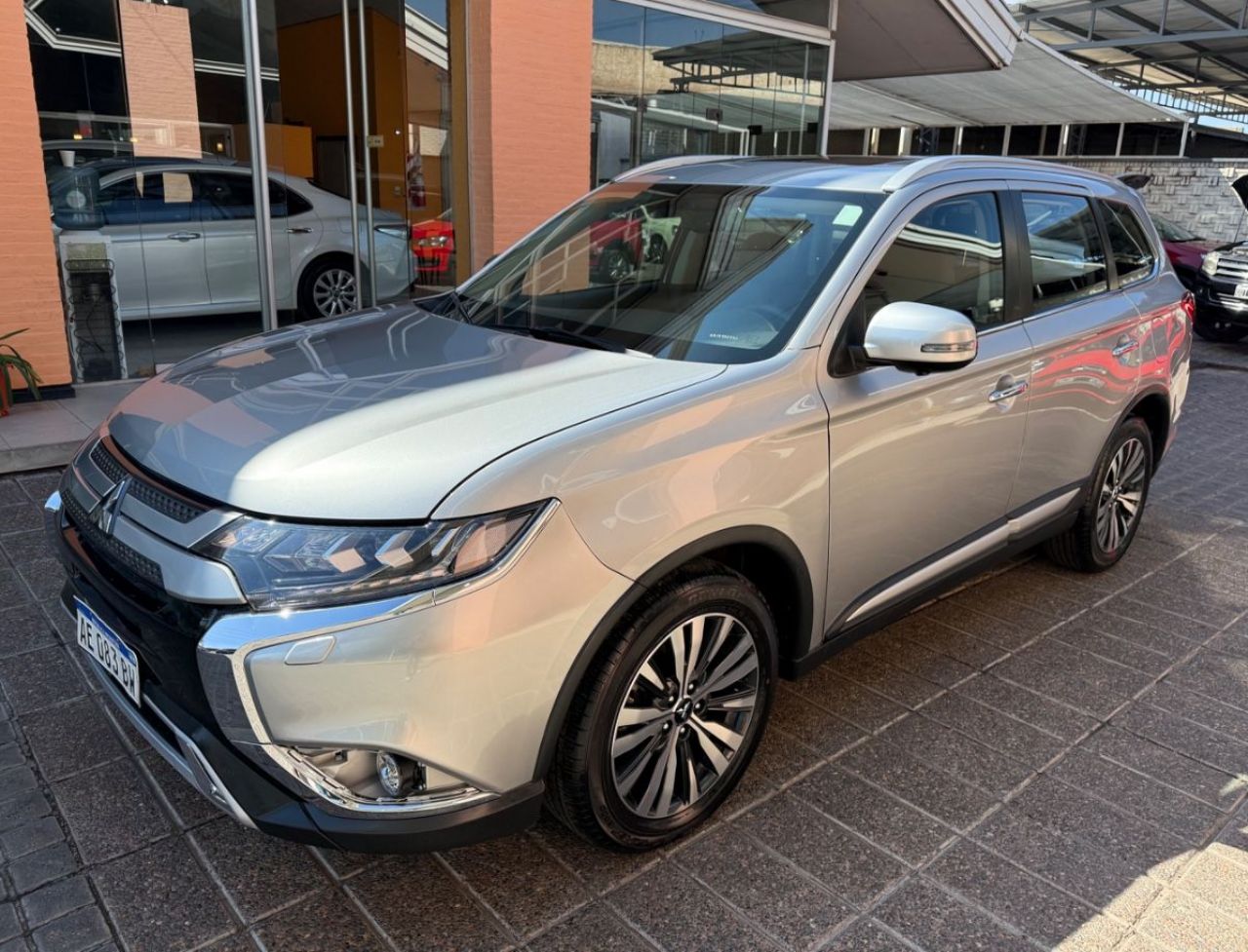 Mitsubishi Outlander Usado Financiado en Mendoza, deRuedas