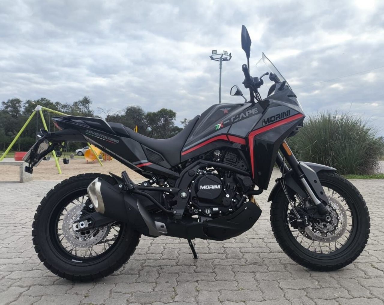 Morini X-CAPE Usada en Córdoba, deRuedas