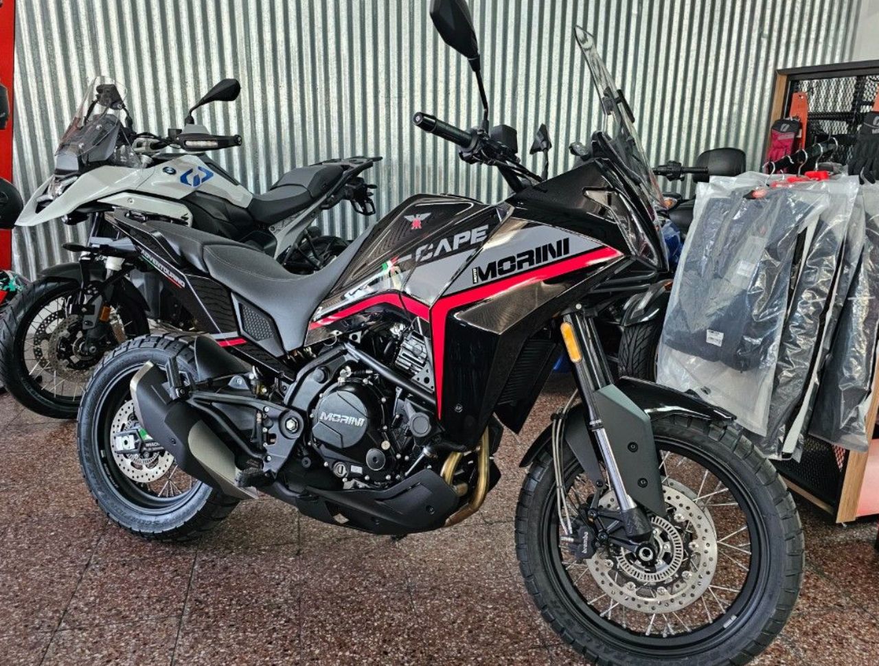 Morini X-CAPE Nueva Financiado en Mendoza, deRuedas