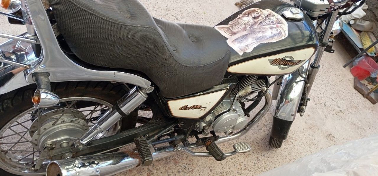 Motomel Custom Usada en Mendoza, deRuedas