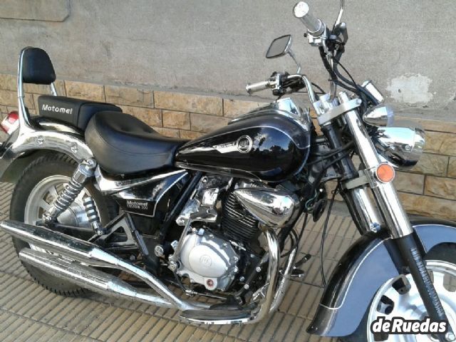 Motomel Custom Usada en Mendoza, deRuedas