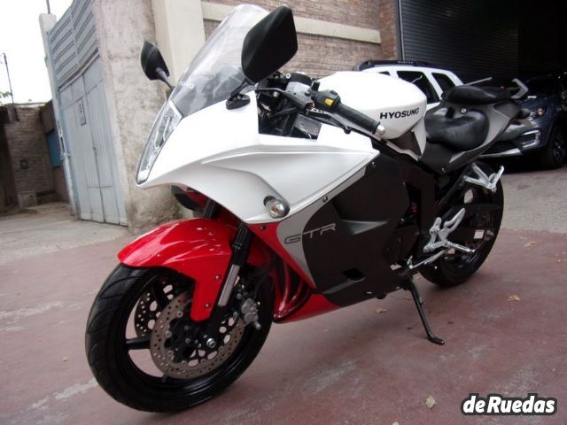 Motomel Hyosung Usada en Mendoza, deRuedas
