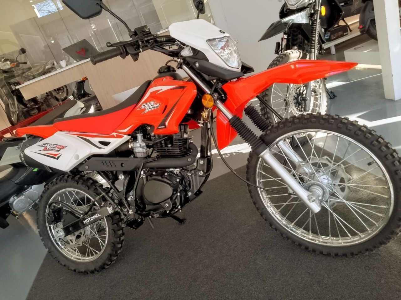 Motomel Skua Nueva en Mendoza, deRuedas
