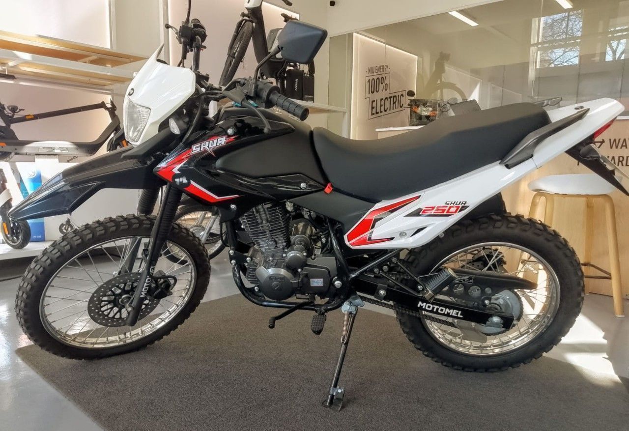 Motomel Skua Nueva en Mendoza, deRuedas
