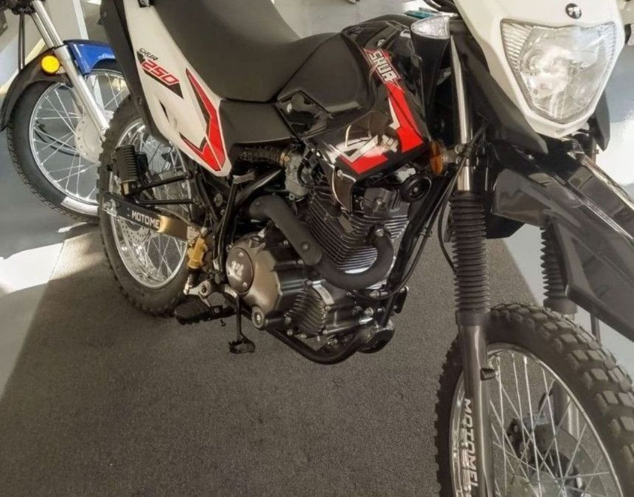 Motomel Skua Nueva en Mendoza, deRuedas