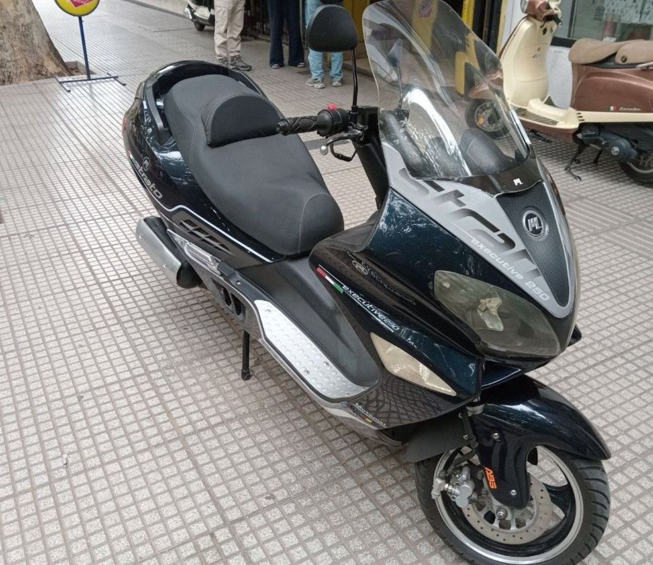 Motomel Strato Usada en Mendoza, deRuedas