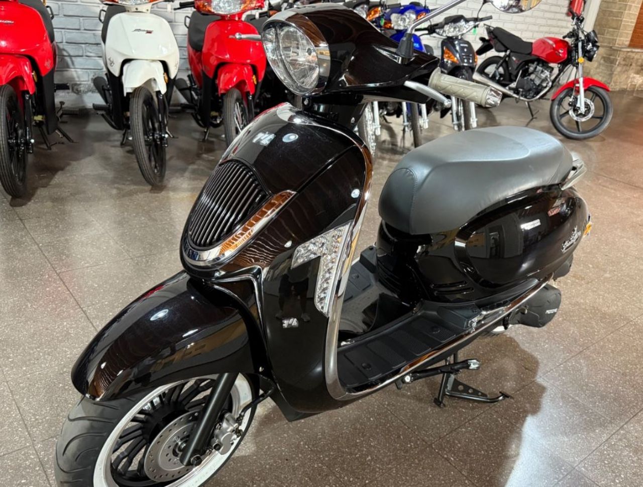 Motomel Strato Nueva en Mendoza, deRuedas