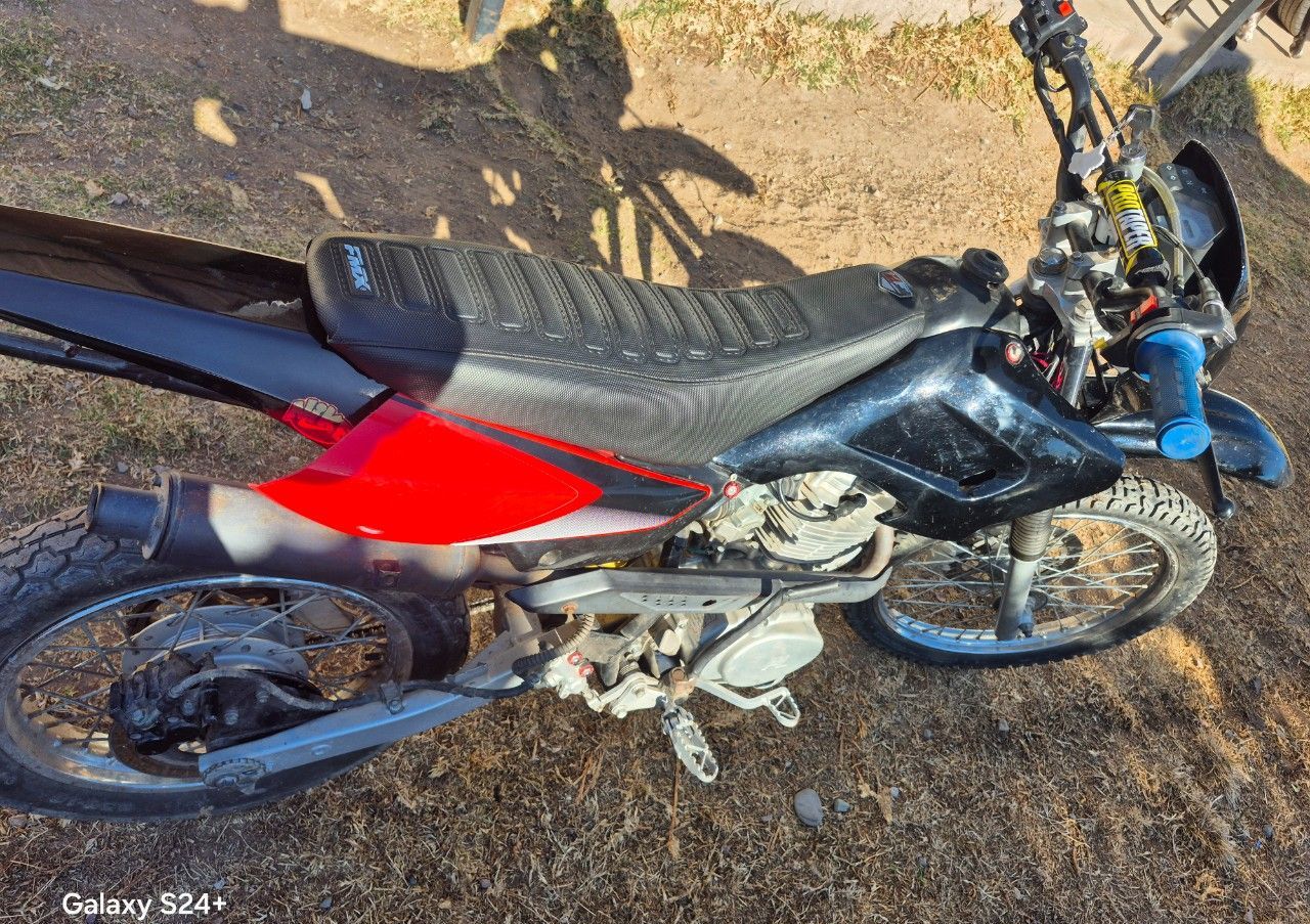 Motomel X3M Usada en Mendoza, deRuedas