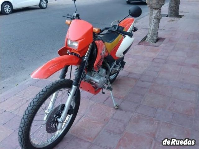 Motomel Xplora Usada en Mendoza, deRuedas