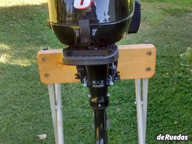 Motor náutico Suzuki Usado en Mendoza, deRuedas
