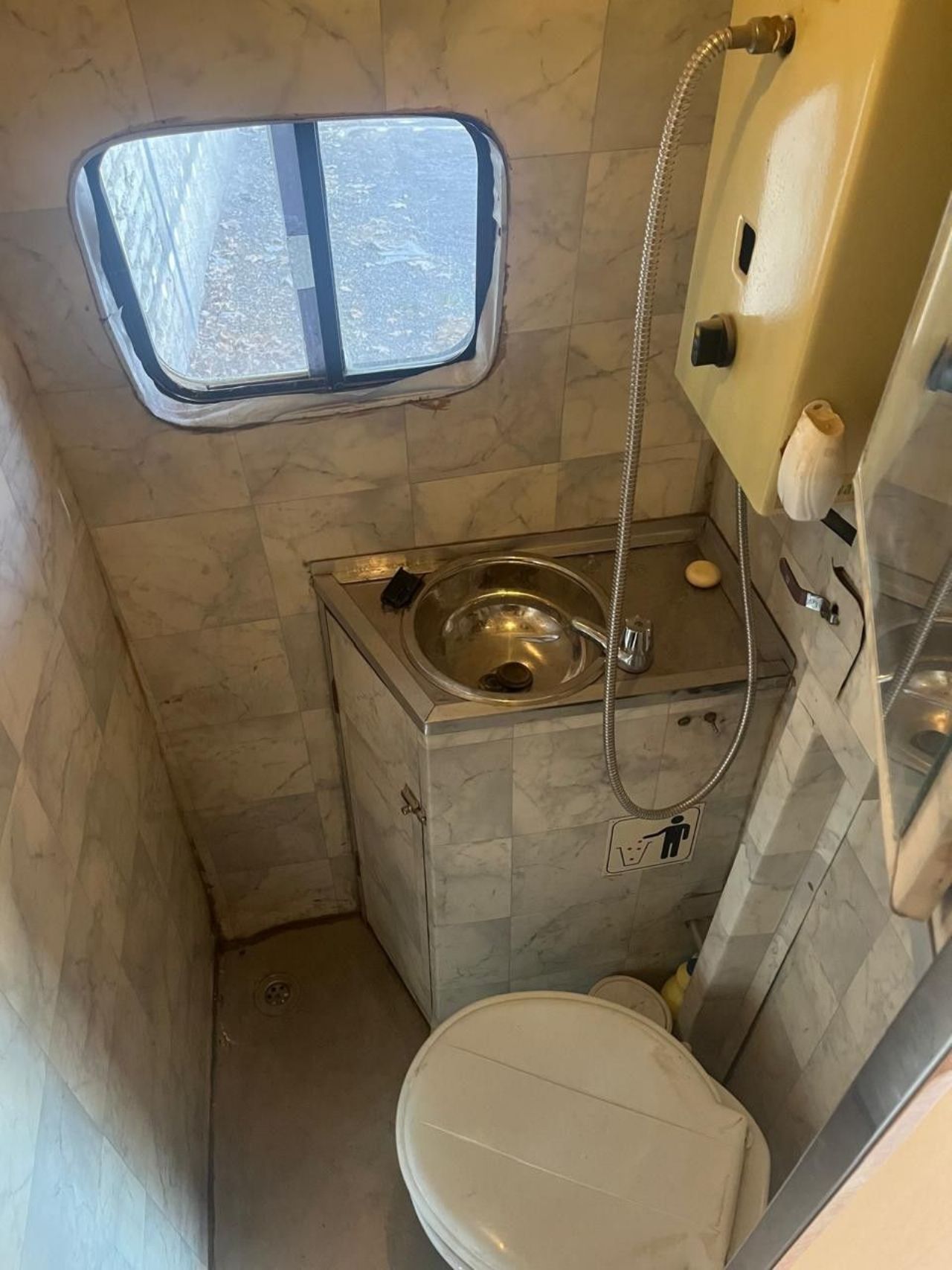 Motorhome 2 PAX Usado en San Juan, deRuedas