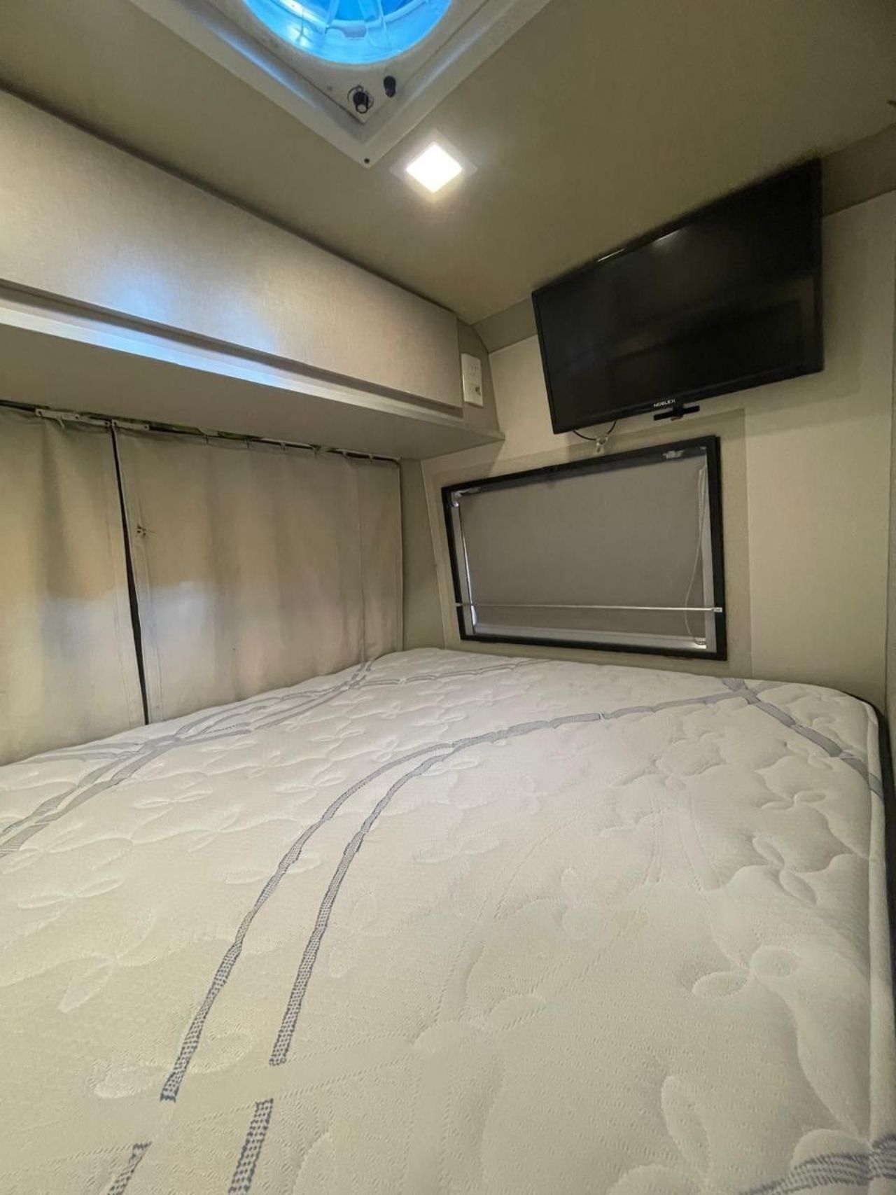 Motorhome 2 PAX Usado en Córdoba, deRuedas