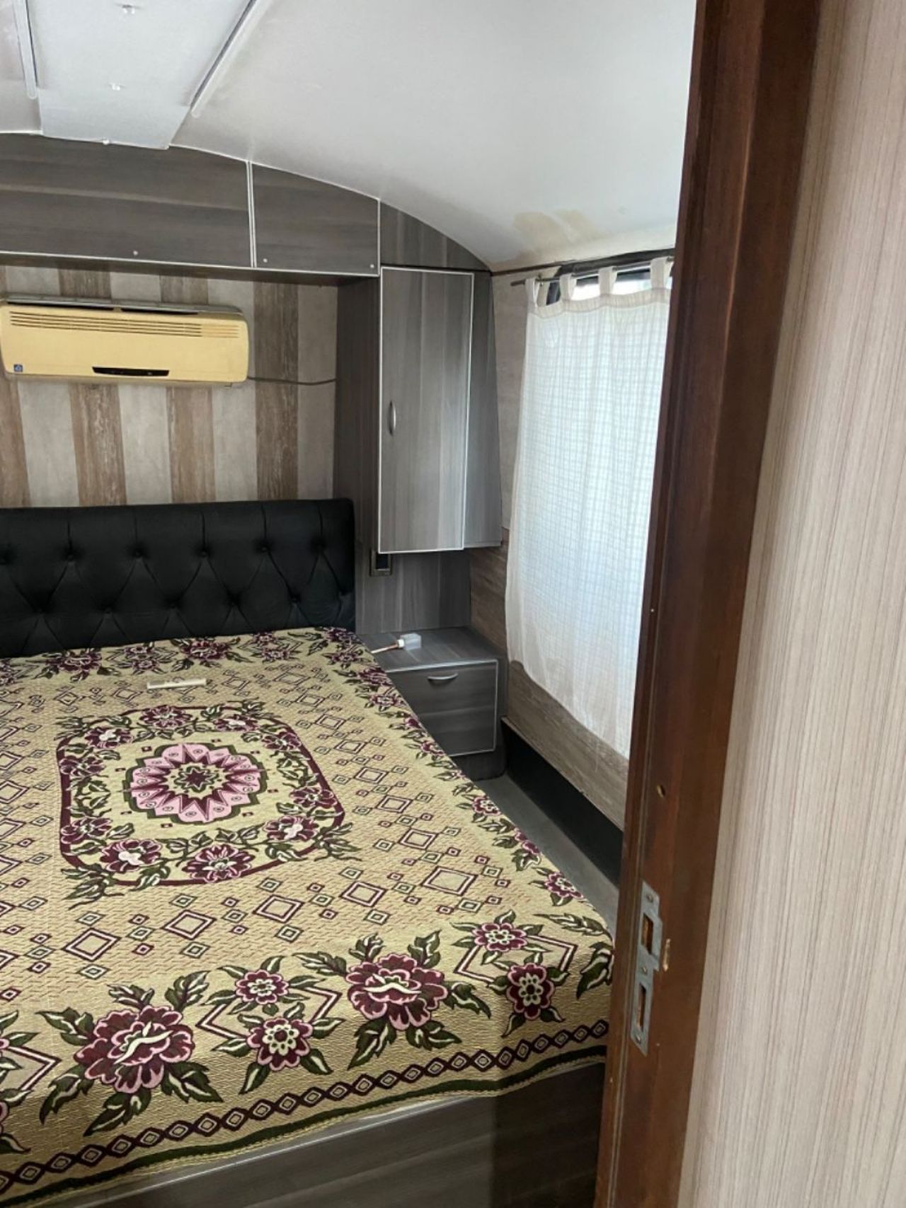 Motorhome 6 PAX Usado en San Juan, deRuedas
