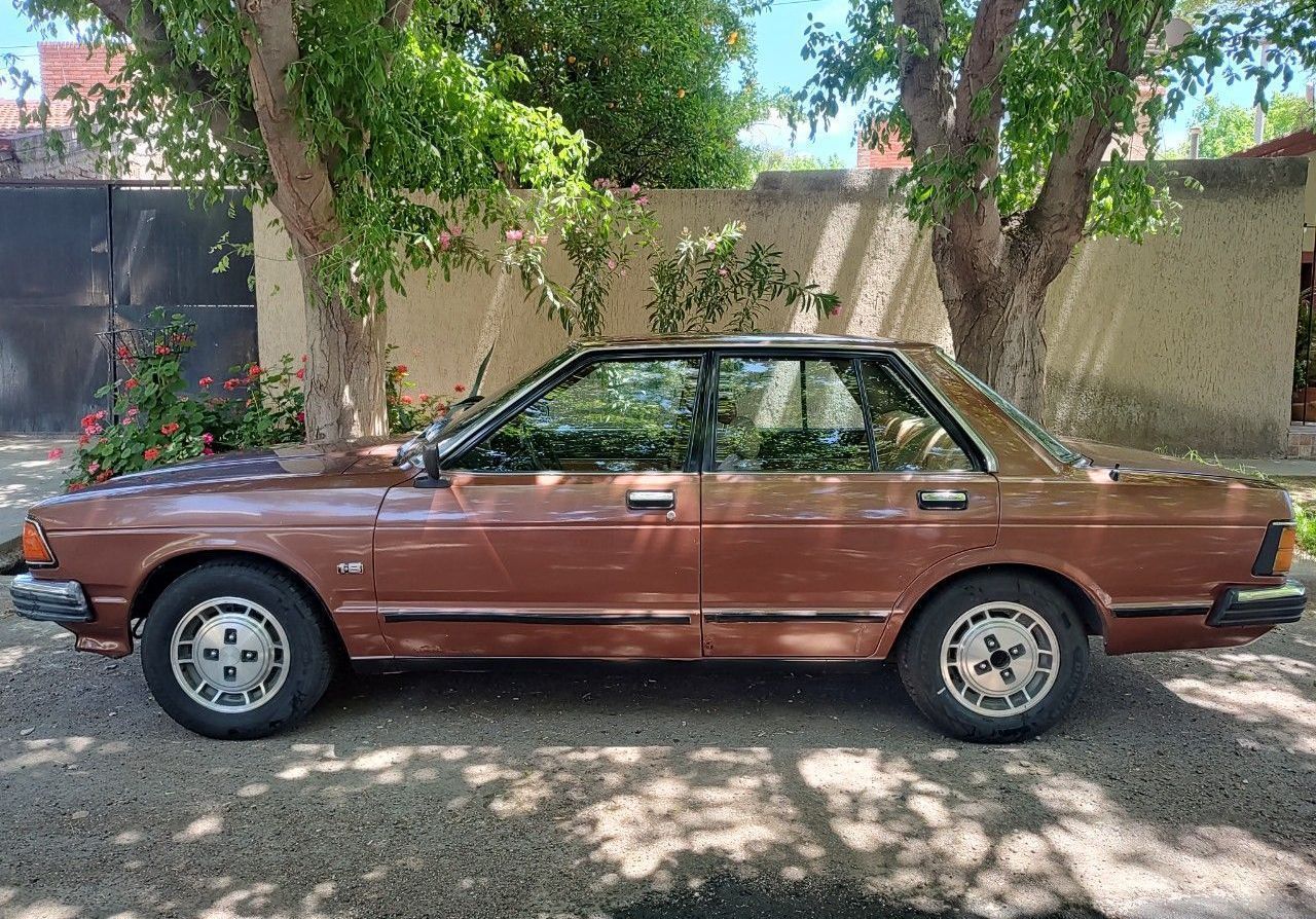 Nissan Bluebird Usado en Mendoza, deRuedas