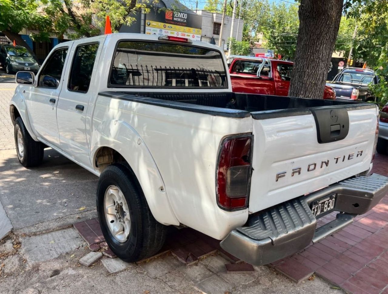 Nissan Frontier Usada en Mendoza, deRuedas