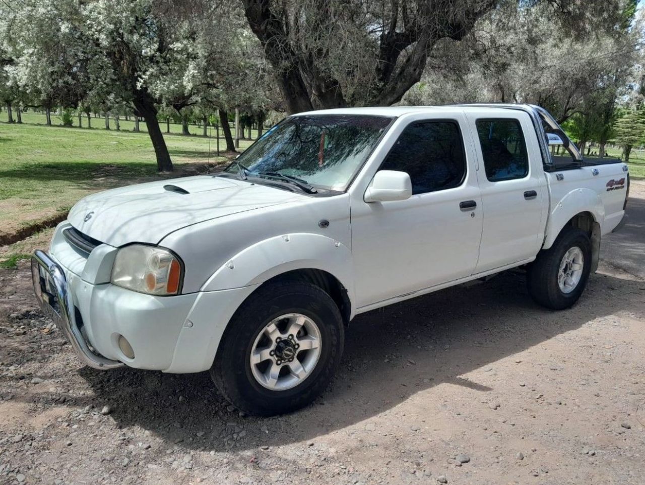 Nissan Frontier Usada en Mendoza, deRuedas