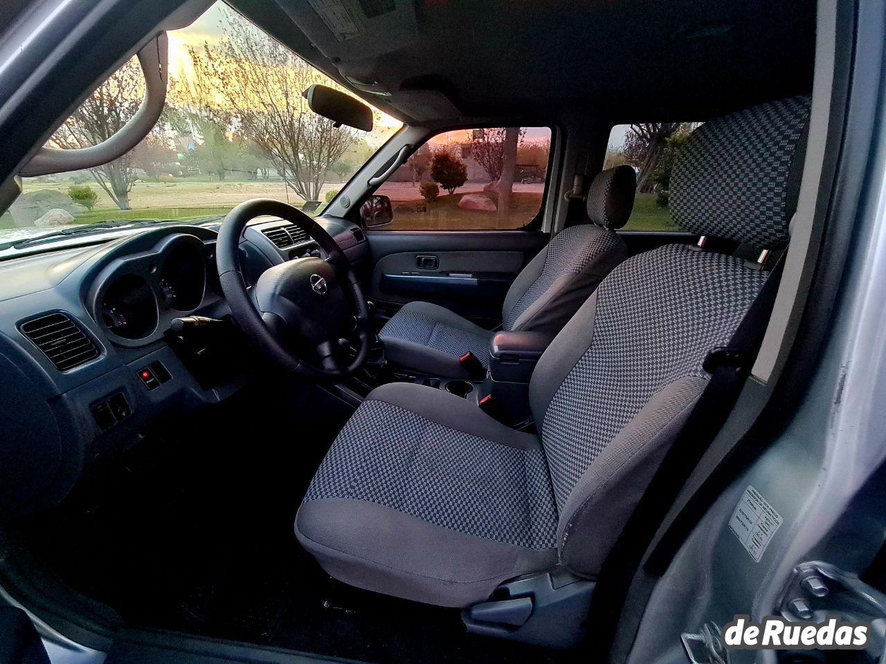 Nissan Frontier Usada en Mendoza, deRuedas