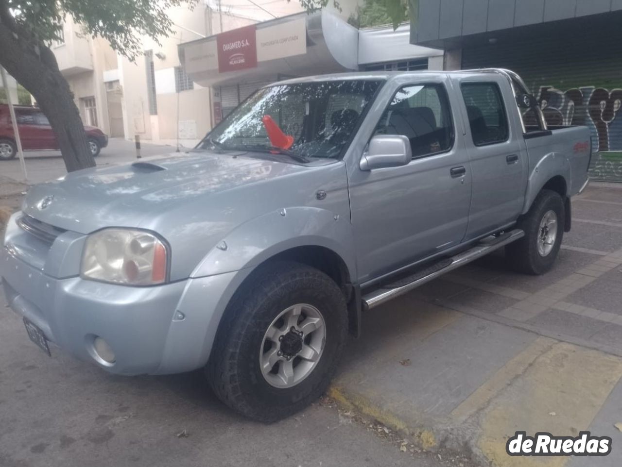 Nissan Frontier Usada en Mendoza, deRuedas