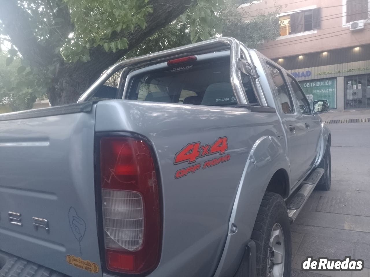 Nissan Frontier Usada en Mendoza, deRuedas