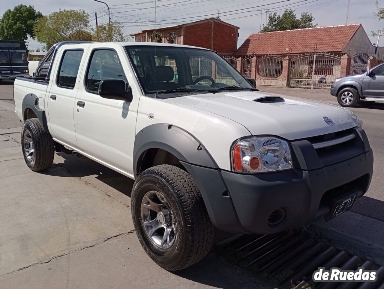 Nissan Frontier Usada en Mendoza, deRuedas
