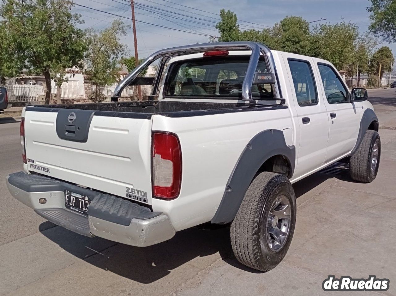 Nissan Frontier Usada en Mendoza, deRuedas