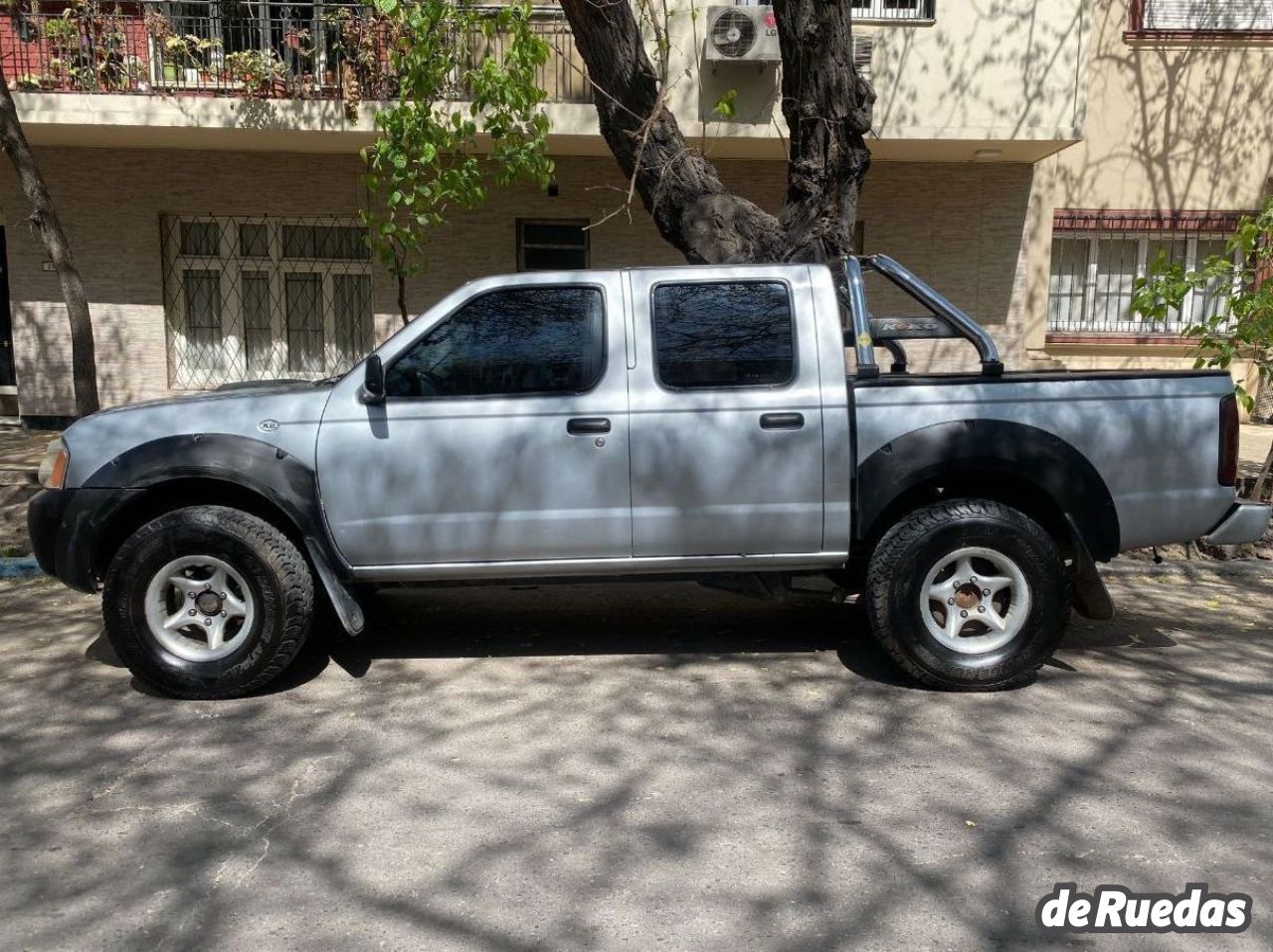 Nissan Frontier Usada en Mendoza, deRuedas