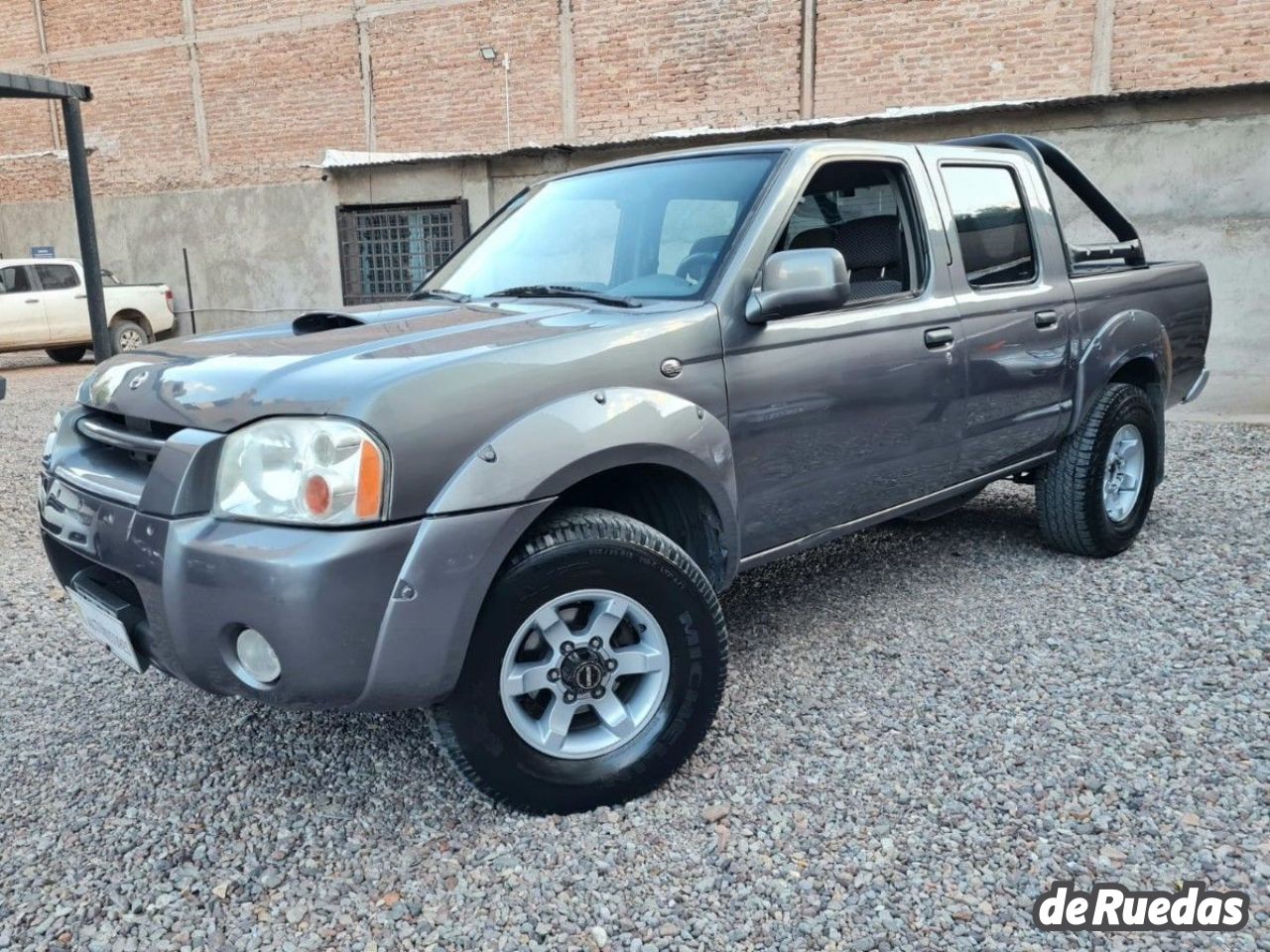 Nissan Frontier Usada en Mendoza, deRuedas