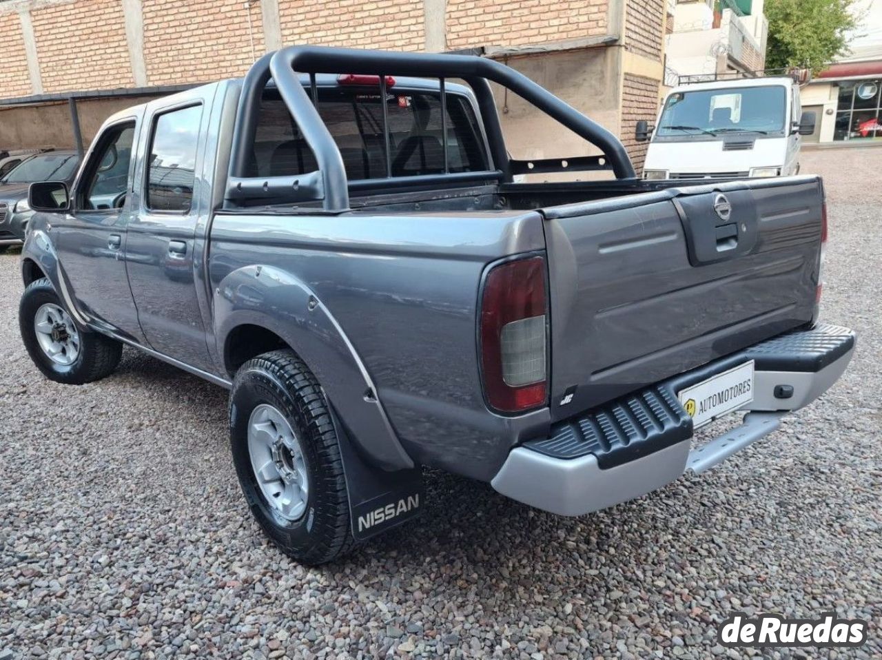 Nissan Frontier Usada en Mendoza, deRuedas