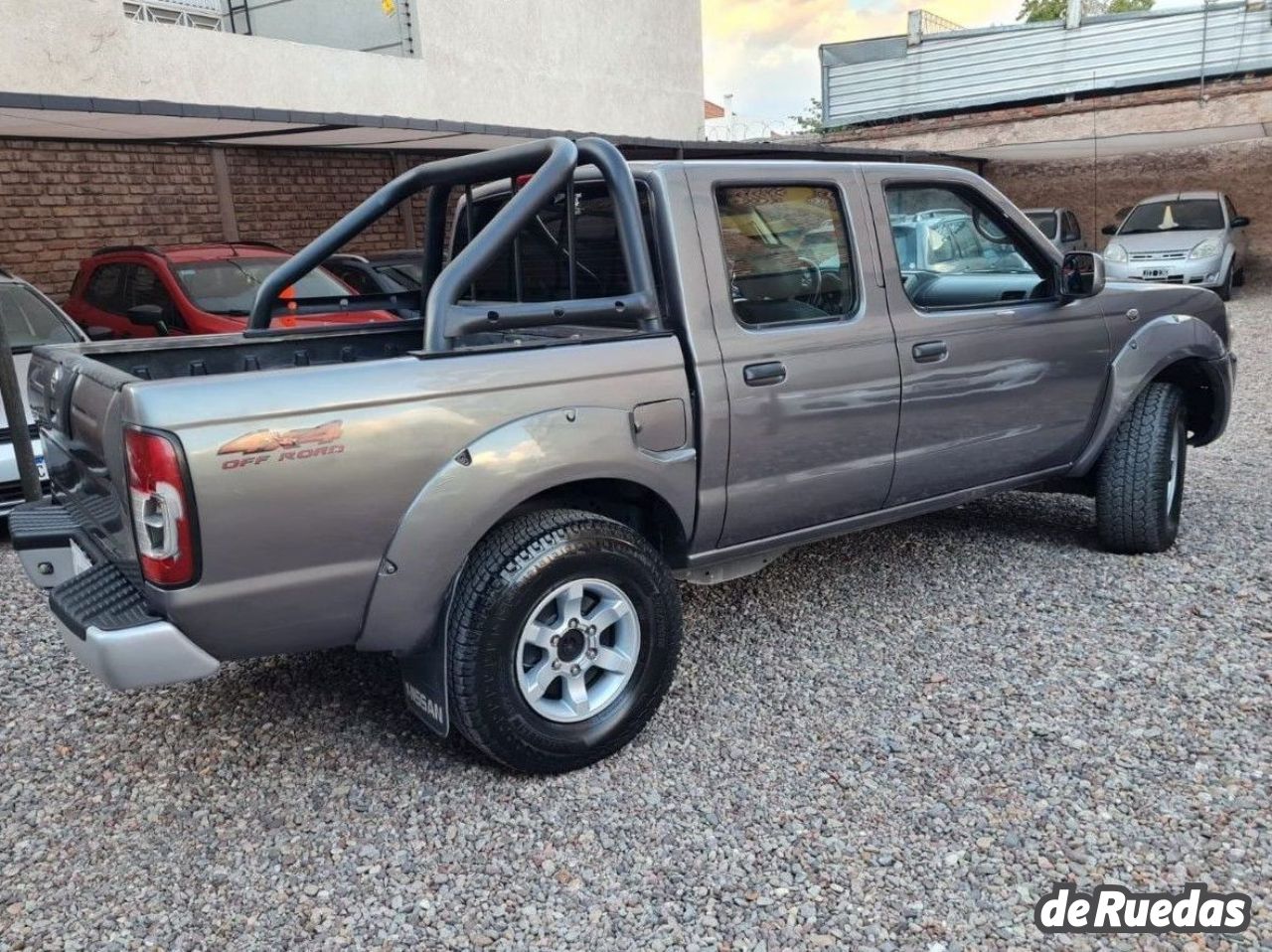 Nissan Frontier Usada en Mendoza, deRuedas