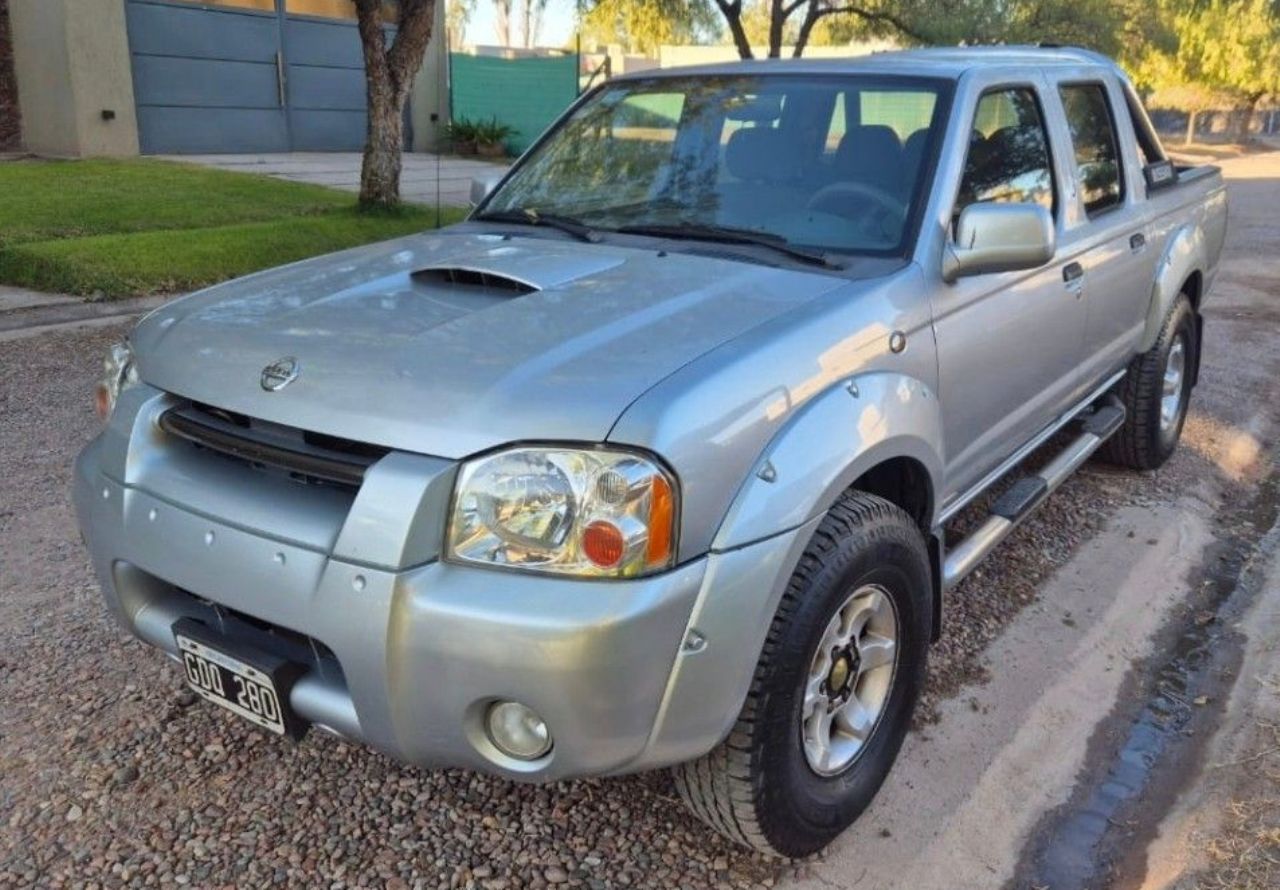 Nissan Frontier Usada en Mendoza, deRuedas