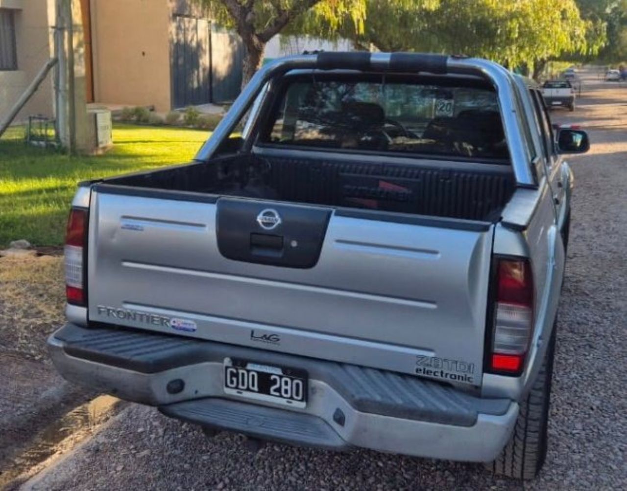 Nissan Frontier Usada en Mendoza, deRuedas