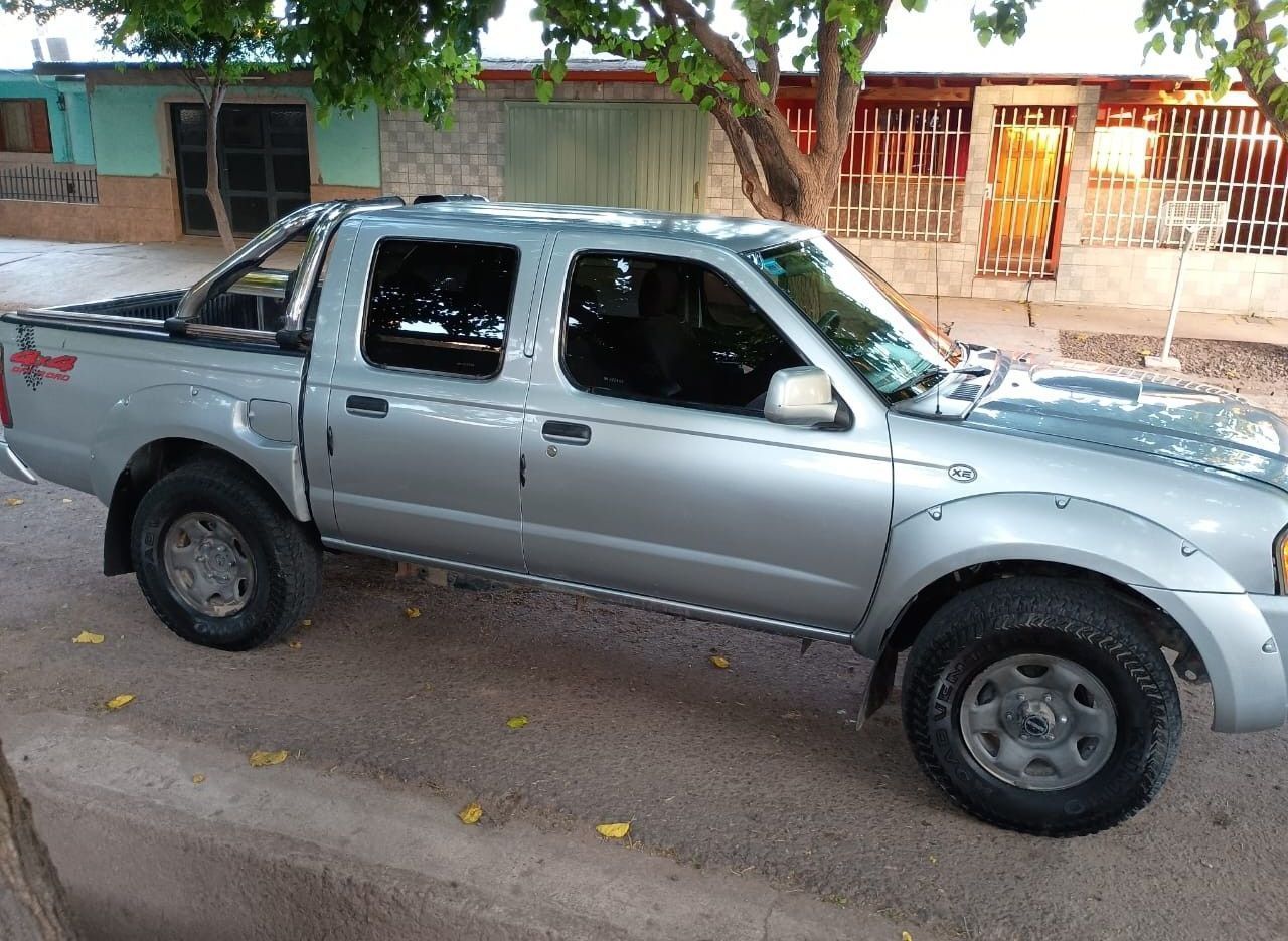 Nissan Frontier Usada en Mendoza, deRuedas