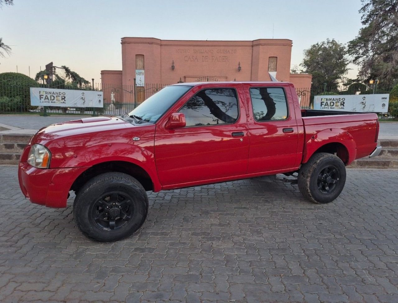 Nissan Frontier Usada en Mendoza, deRuedas