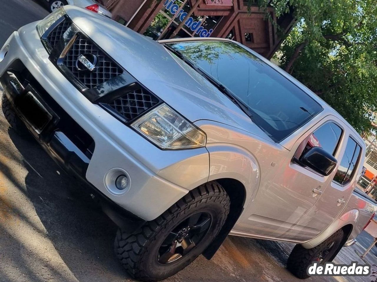 Nissan Frontier Usada en Mendoza, deRuedas