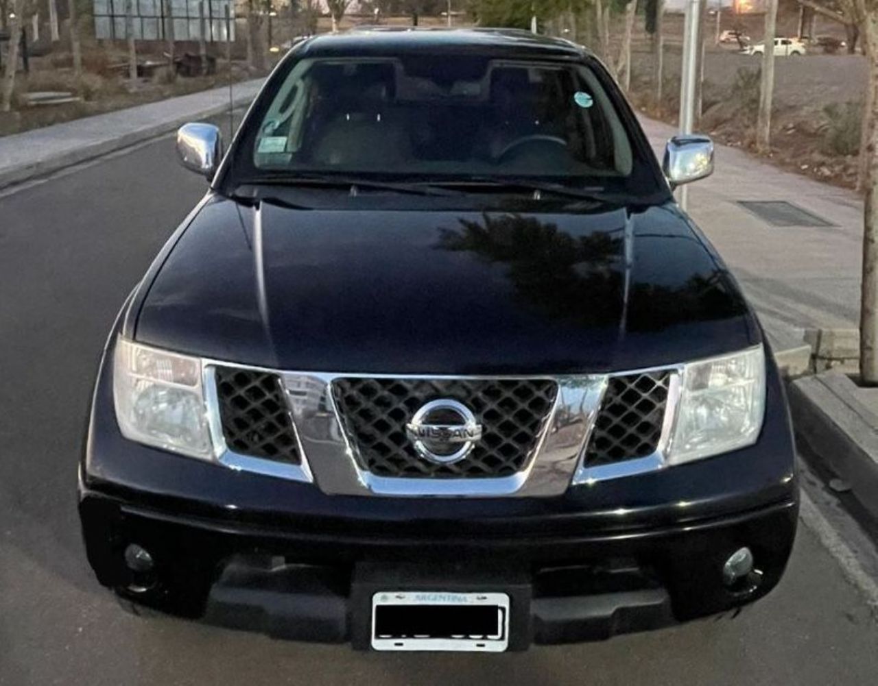 Nissan Frontier Usada en Mendoza, deRuedas