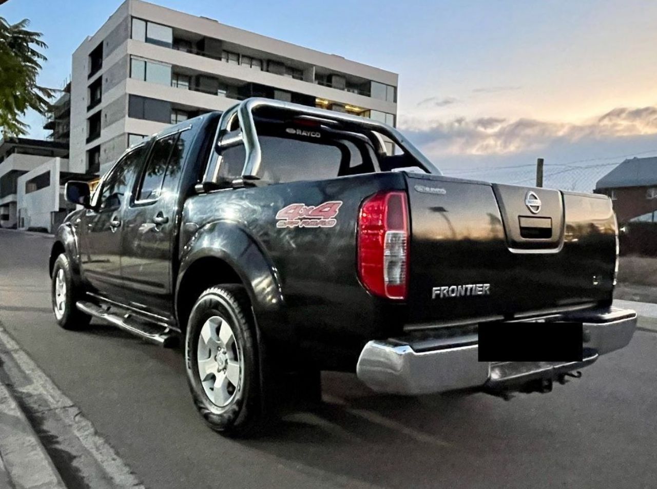 Nissan Frontier Usada en Mendoza, deRuedas