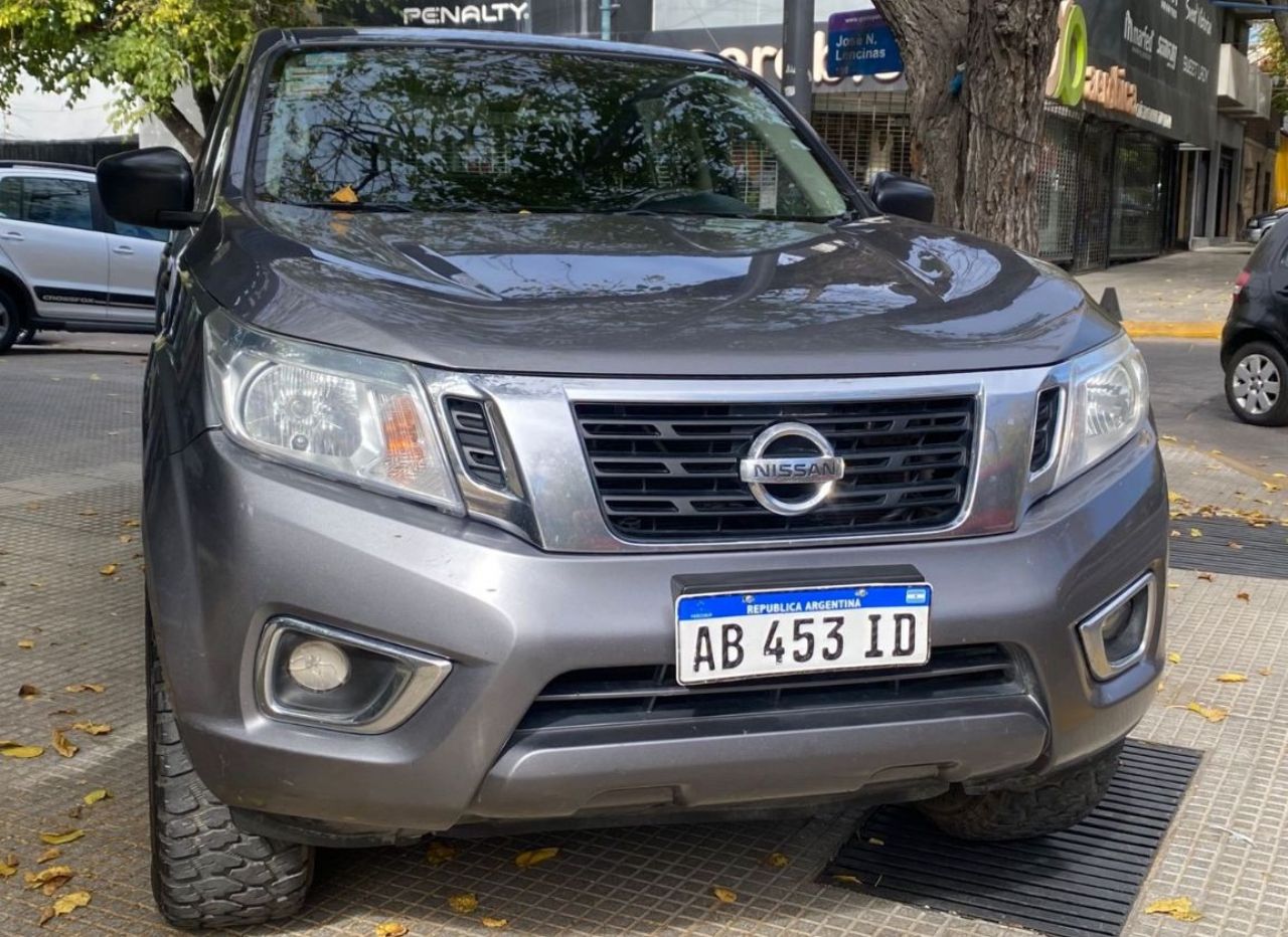 Nissan Frontier Usada en Mendoza, deRuedas