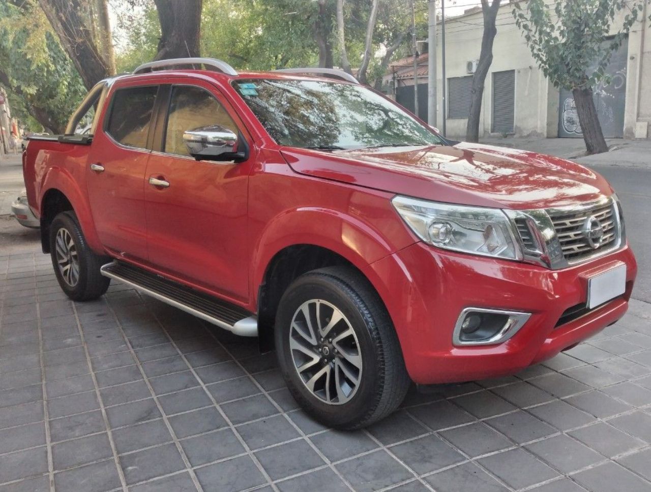 Nissan Frontier Usada en Mendoza, deRuedas