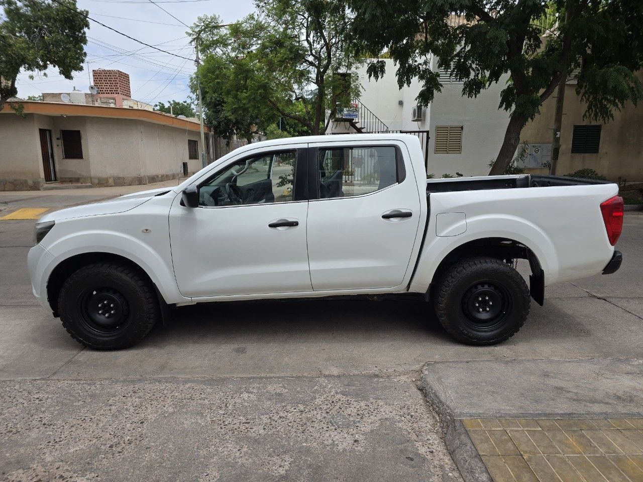 Nissan Frontier Usada Financiado en Mendoza, deRuedas