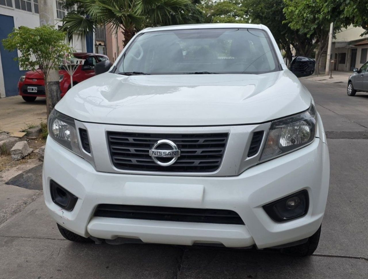 Nissan Frontier Usada en Mendoza, deRuedas