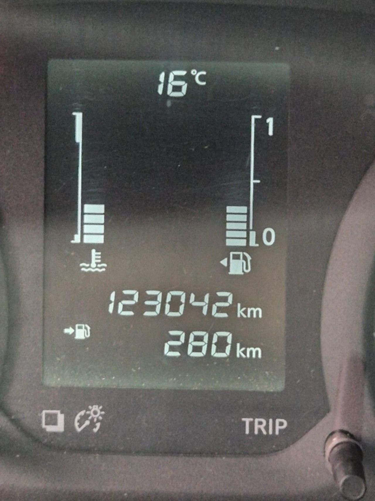 Nissan Frontier Usada Financiado en Mendoza, deRuedas