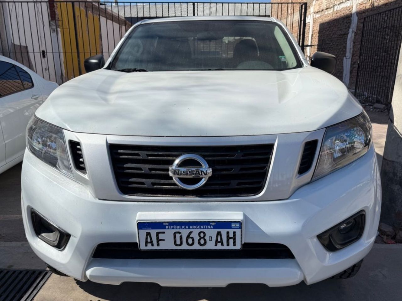 Nissan Frontier Usada en Mendoza, deRuedas