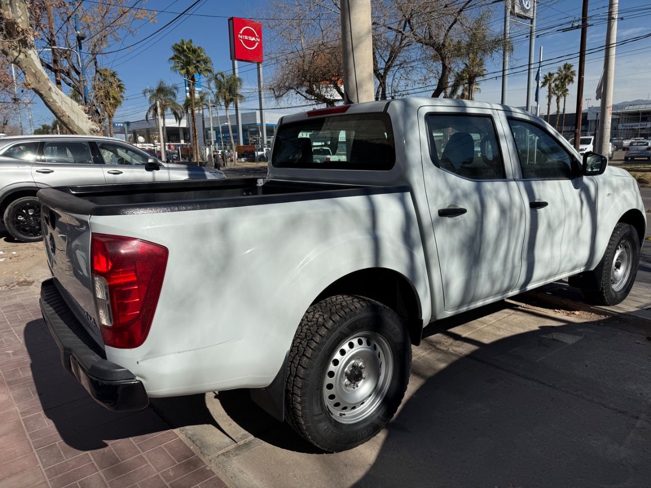 Nissan Frontier Usada en Mendoza, deRuedas