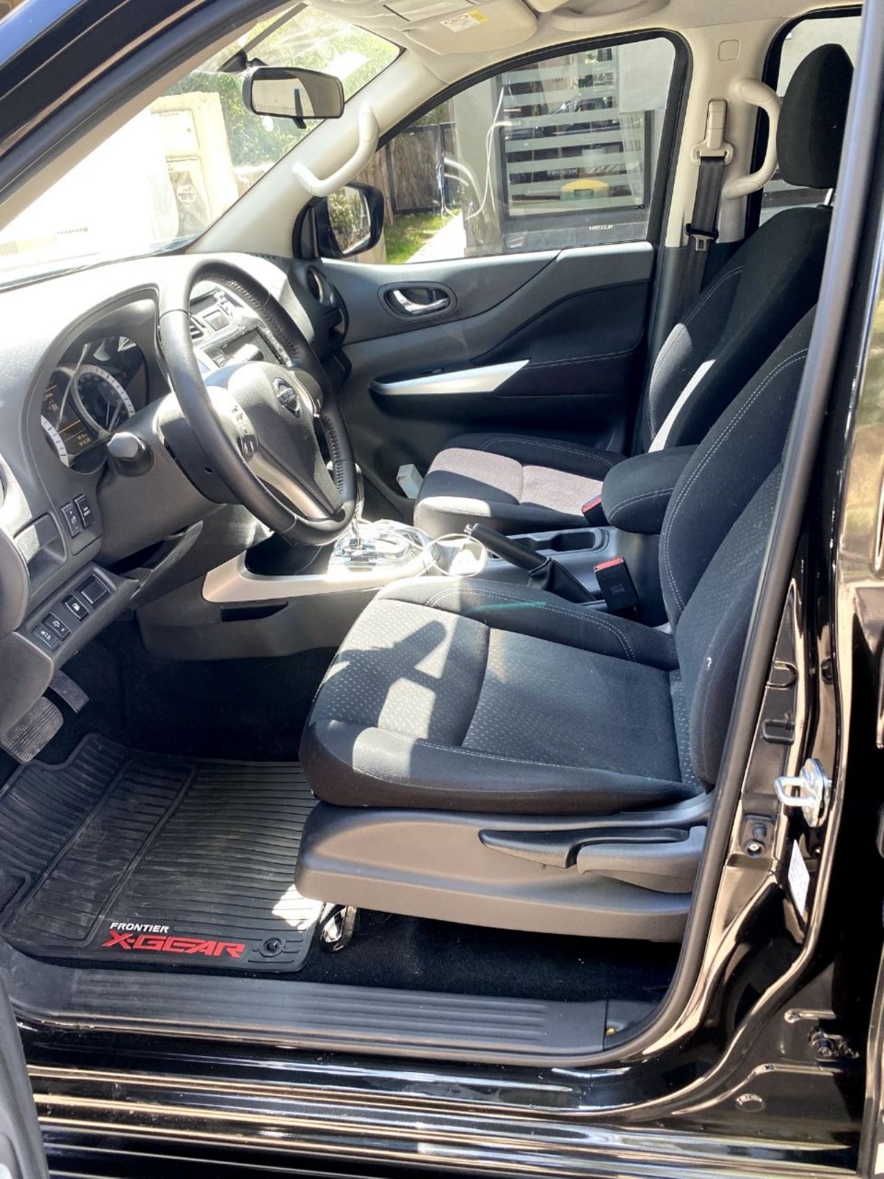 Nissan Frontier Usada en Mendoza, deRuedas