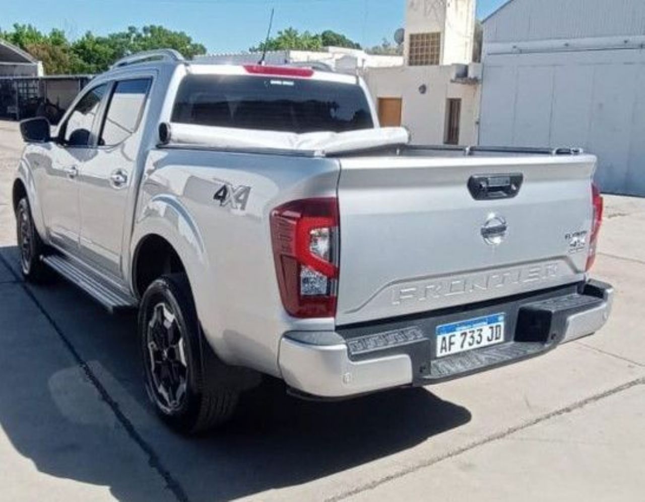 Nissan Frontier Usada en Mendoza, deRuedas
