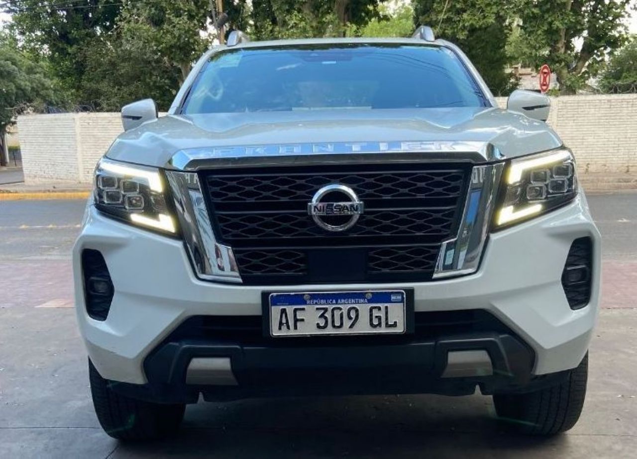 Nissan Frontier Usada en Mendoza, deRuedas