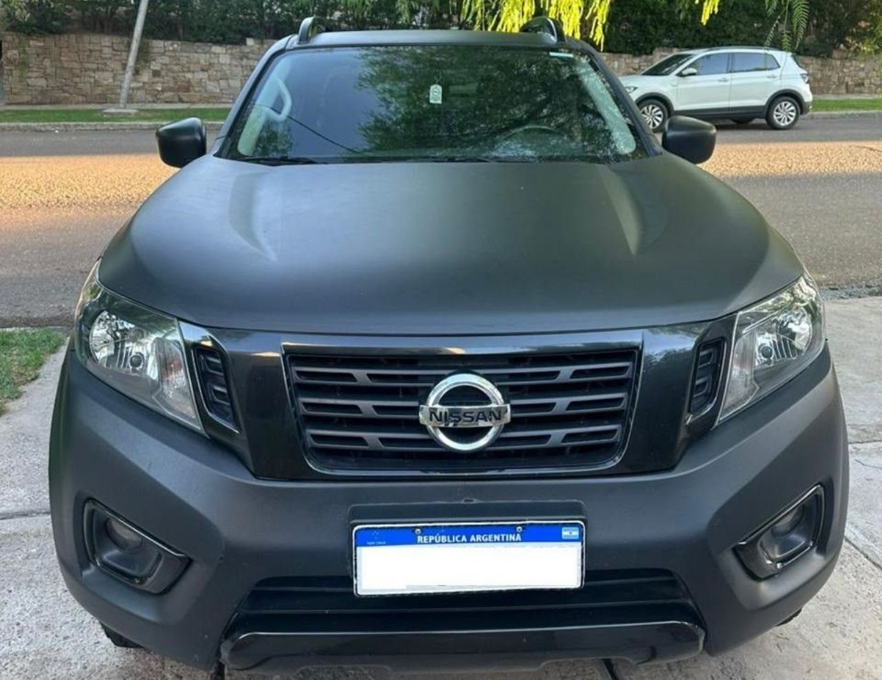 Nissan Frontier Usada en Mendoza, deRuedas