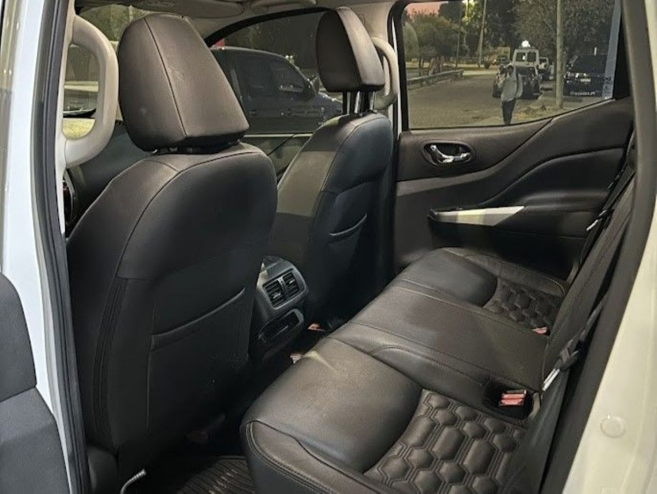 Nissan Frontier Usada en San Juan, deRuedas