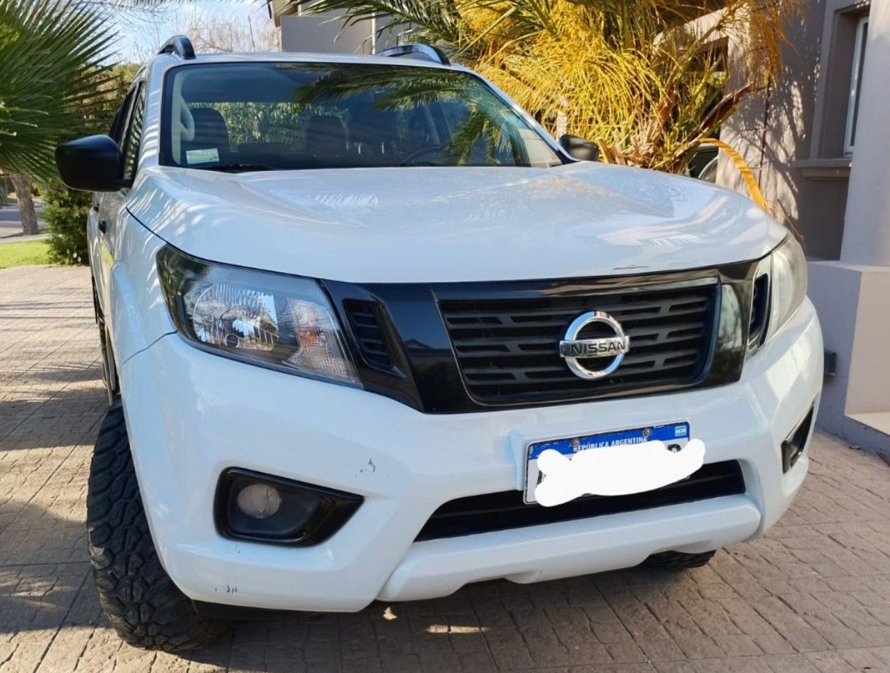 Nissan Frontier Usada en Mendoza, deRuedas