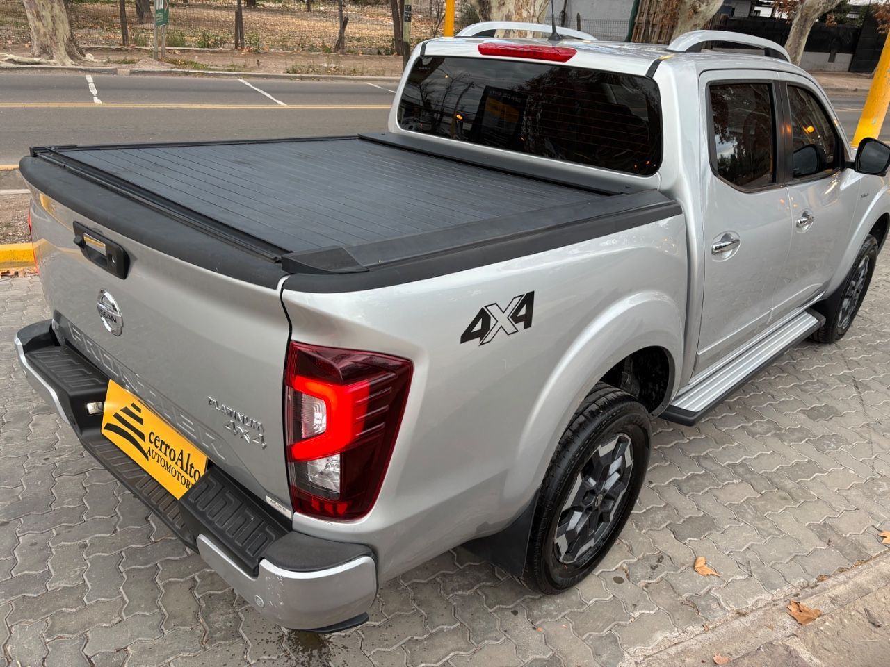 Nissan Frontier Usada en Mendoza, deRuedas